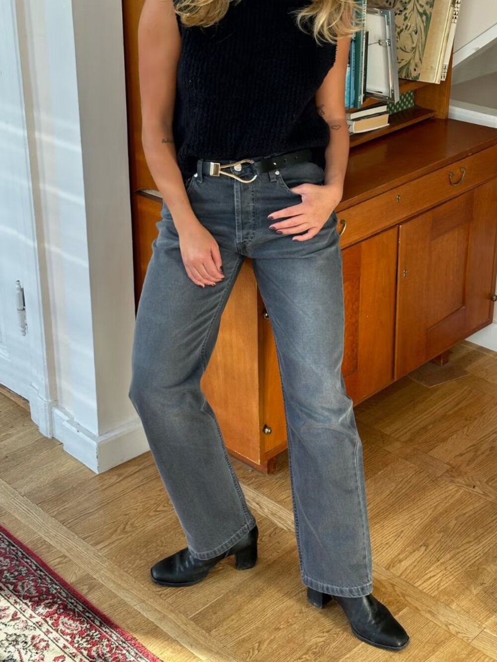 Djerf Avenue Relaxed Jeans Grey